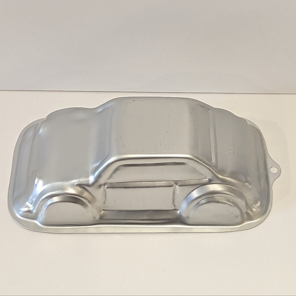 Wilton 3D cruiser car cake pan 2105-2043 - Picture 2 of 8